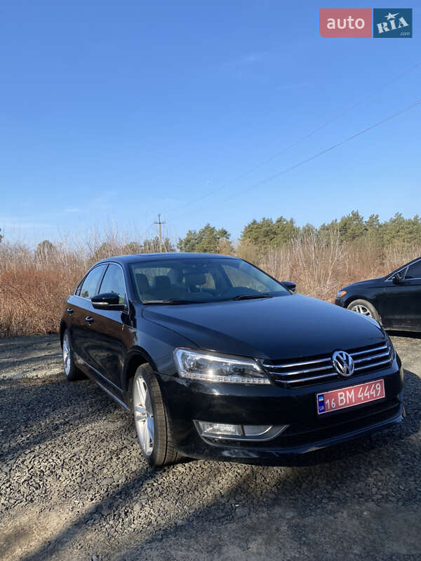 Седан Volkswagen Passat 2014 в Сарнах