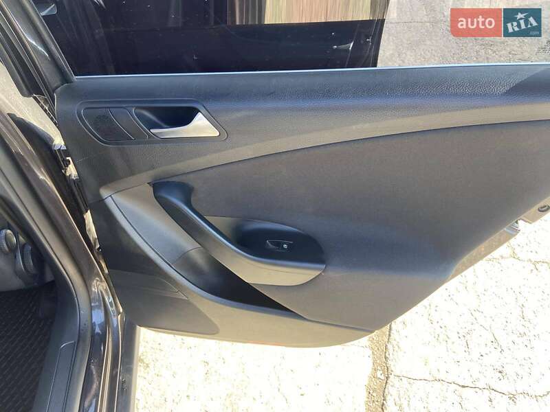 Универсал Volkswagen Passat 2010 в Баре