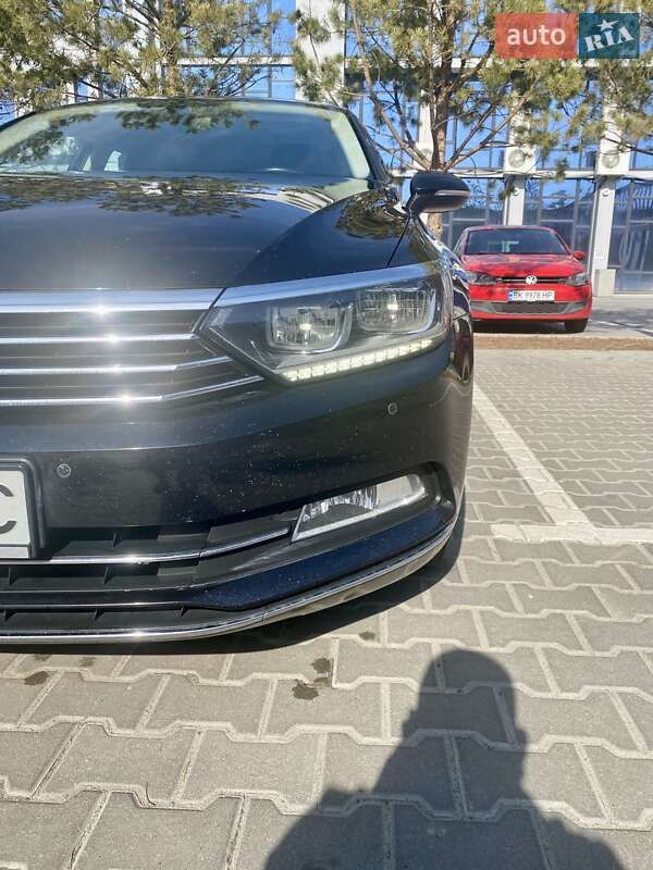 Универсал Volkswagen Passat 2016 в Ровно