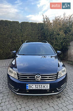 Универсал Volkswagen Passat 2011 в 