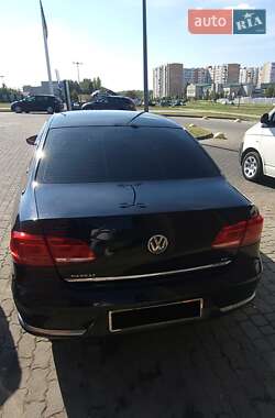 Седан Volkswagen Passat 2014 в Львові