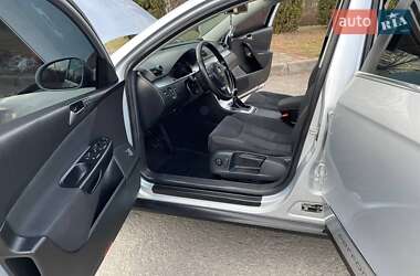 Універсал Volkswagen Passat 2010 в 
