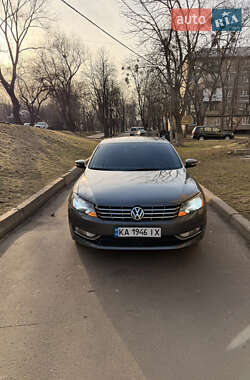 Седан Volkswagen Passat 2014 в Києві