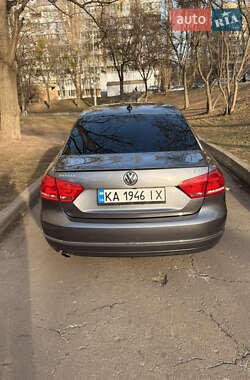 Седан Volkswagen Passat 2014 в Києві