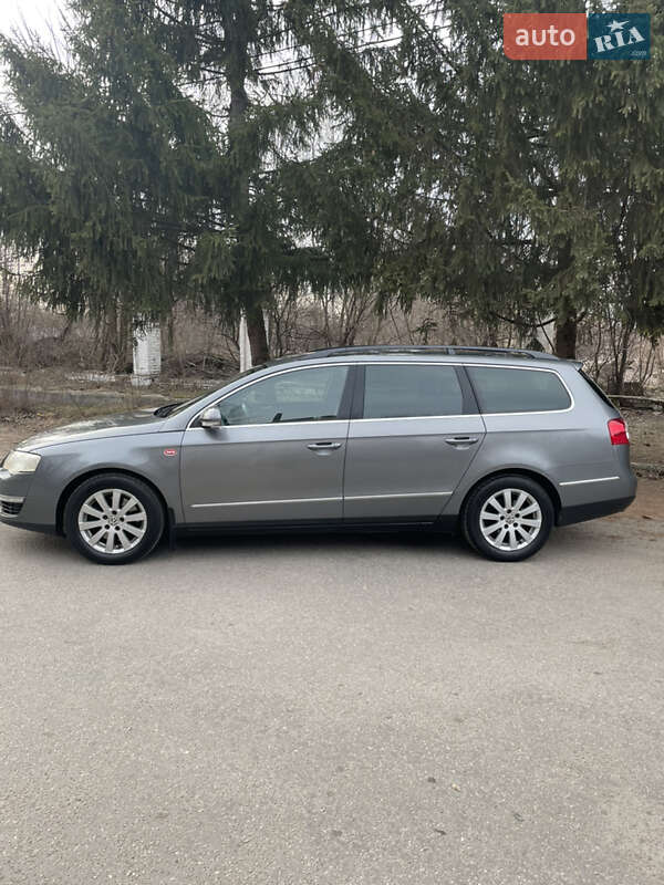 Универсал Volkswagen Passat 2006 в Мироновке
