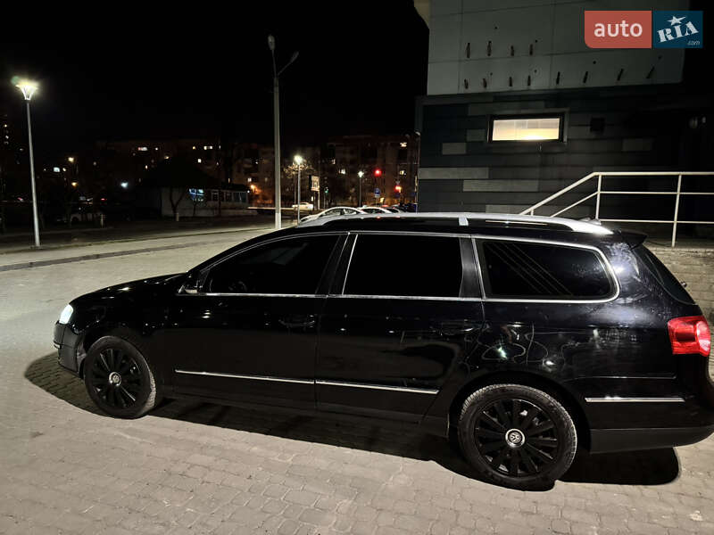 Універсал Volkswagen Passat 2010 в 