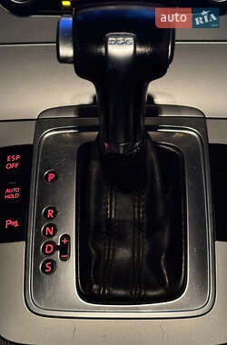 Універсал Volkswagen Passat 2010 в 