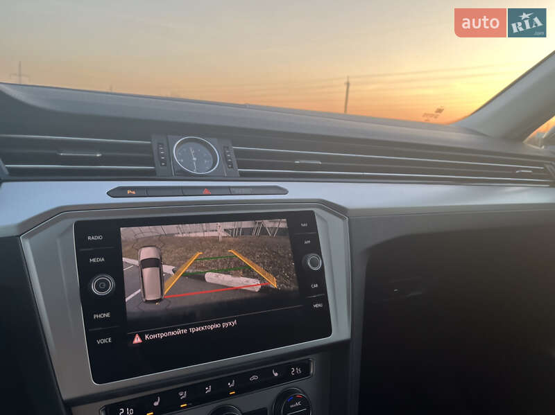 Универсал Volkswagen Passat 2018 в Ровно