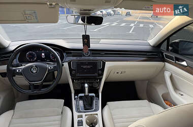 Седан Volkswagen Passat 2016 в 