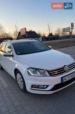 Універсал Volkswagen Passat 2013 в Луцьку