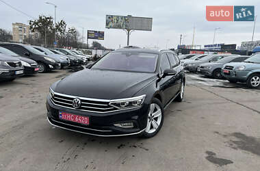 Универсал Volkswagen Passat 2020 в Полтаве