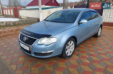 Седан Volkswagen Passat 2006 в Миколаєві