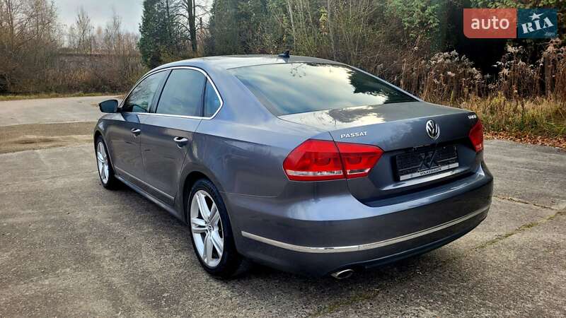 Седан Volkswagen Passat 2013 в Львове