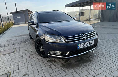 Універсал Volkswagen Passat 2011 в Хусті