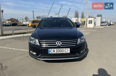 Универсал Volkswagen Passat 2013 в Софиевской Борщаговке