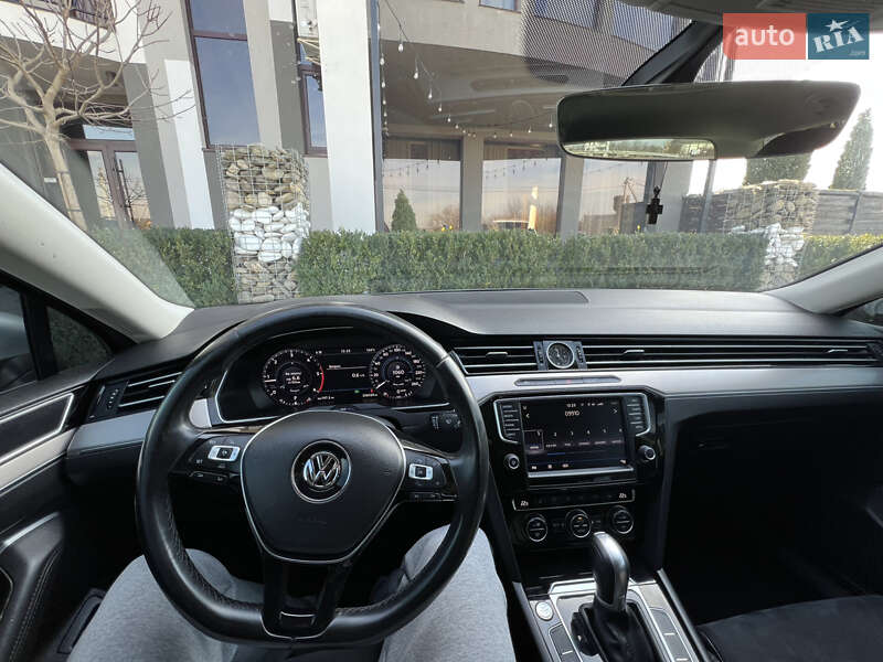 Универсал Volkswagen Passat 2016 в Стрые