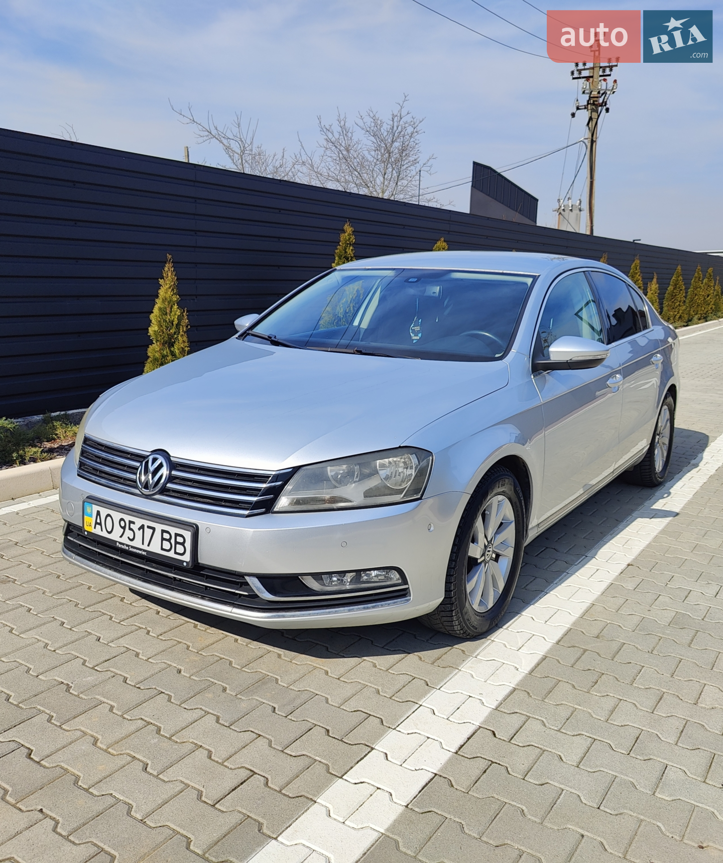 2010 Volkswagen Passat - мініатюра 3