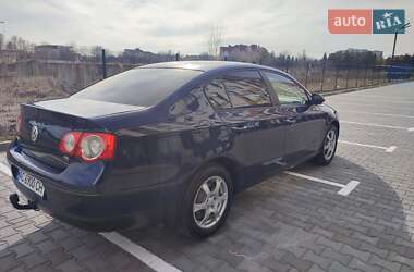 Седан Volkswagen Passat 2005 в 