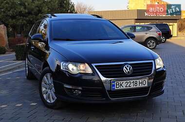 Универсал Volkswagen Passat 2008 в Сарнах