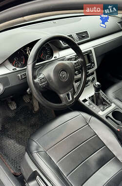 Универсал Volkswagen Passat 2012 в Владимире