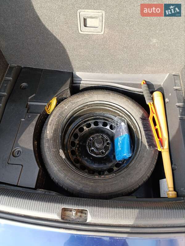 Универсал Volkswagen Passat 2010 в Луцке фото 9 Универсал Volkswagen Passat 2010 в Луцке