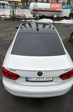 Седан Volkswagen Passat 2014 в 