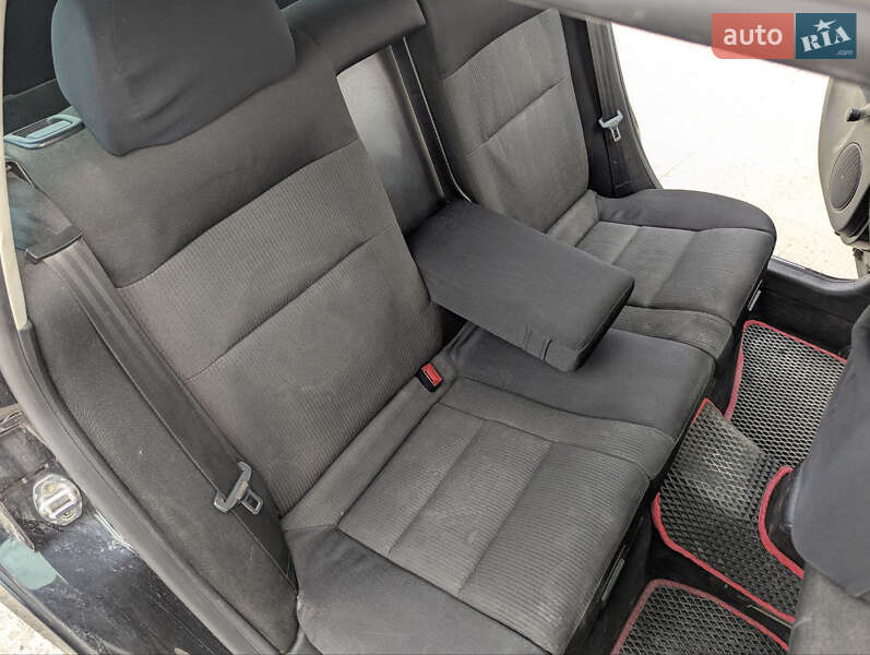 Универсал Volkswagen Passat 2002 в Ивано-Франковске фото 29 Универсал Volkswagen Passat 2002 в Ивано-Франковске