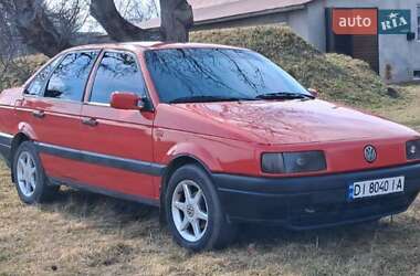 Седан Volkswagen Passat 1991 в Борщеве