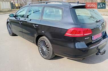 Універсал Volkswagen Passat 2011 в Калуші