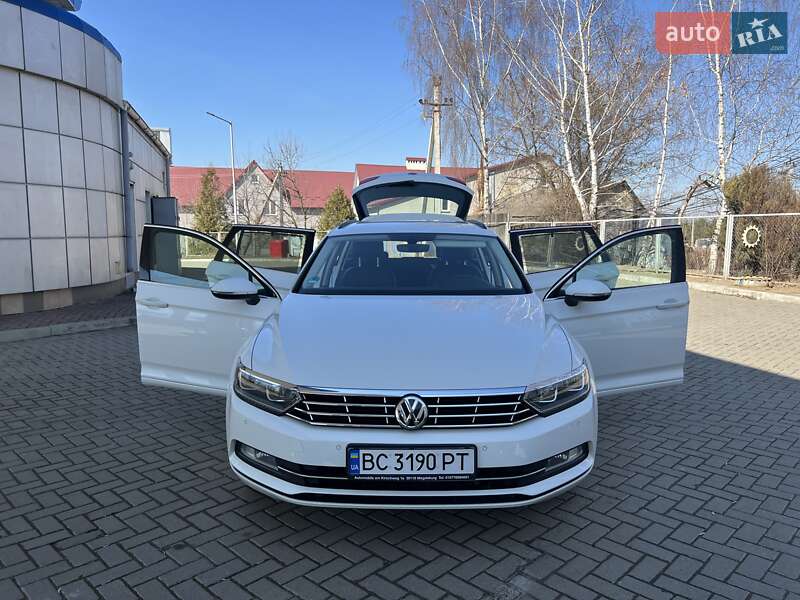 Універсал Volkswagen Passat 2015 в Самборі