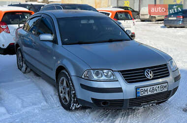 Седан Volkswagen Passat 2002 в Ромнах