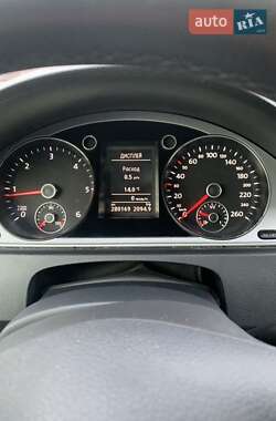 Универсал Volkswagen Passat 2011 в 