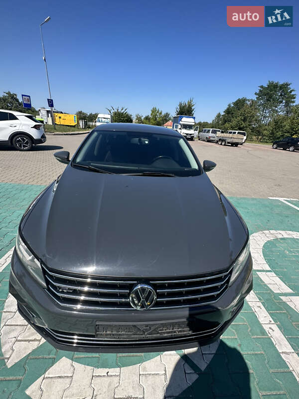 Седан Volkswagen Passat 2017 в Киеве фото 11 Седан Volkswagen Passat 2017 в Киеве