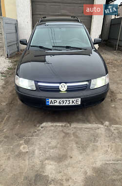 Универсал Volkswagen Passat 1998 в Запорожье