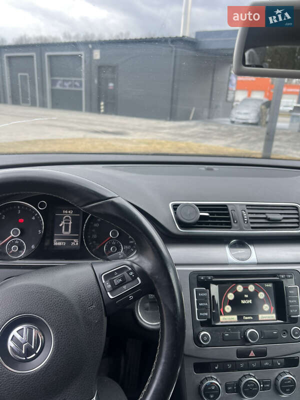 Універсал Volkswagen Passat 2014 в Луцьку
