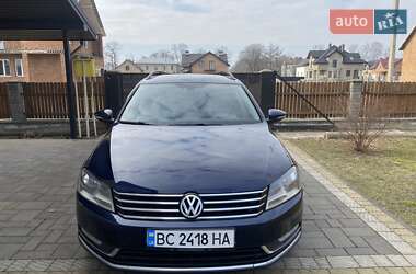 Универсал Volkswagen Passat 2012 в Львове