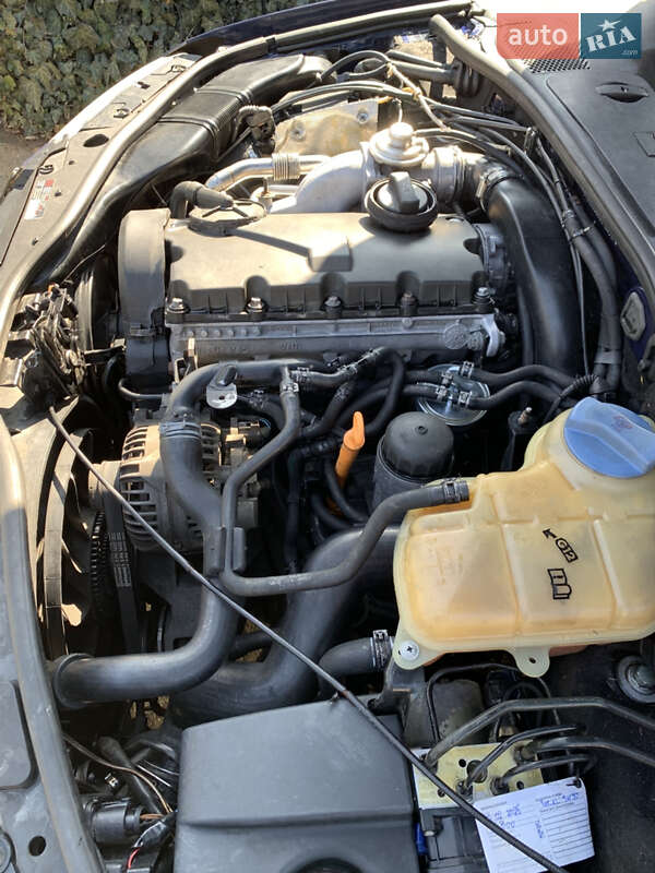 Универсал Volkswagen Passat 2001 в Болграде