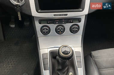 Седан Volkswagen Passat 2007 в 