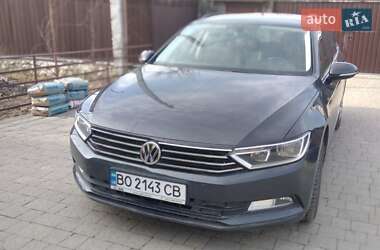 Універсал Volkswagen Passat 2015 в Тернополі