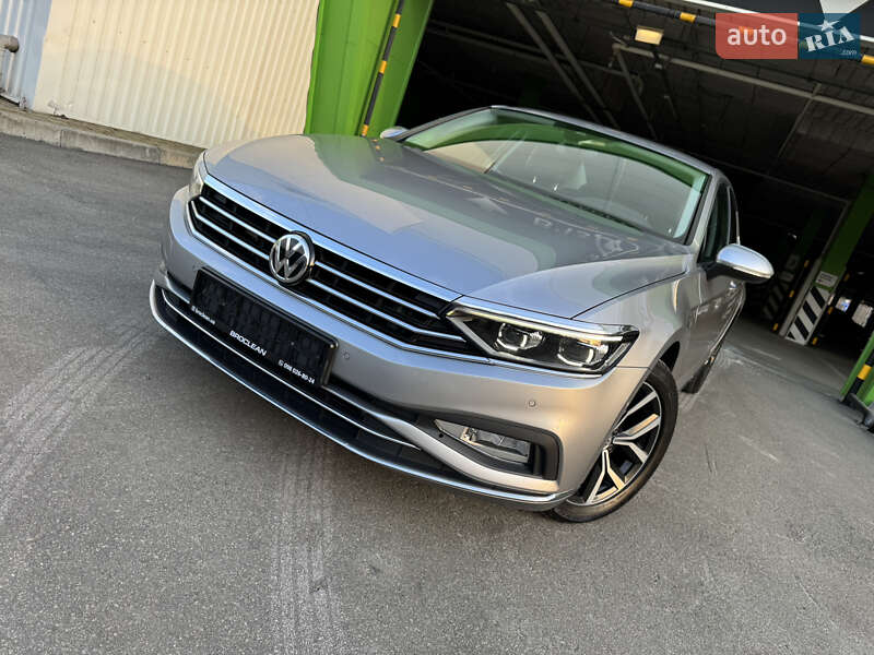 Volkswagen Passat 2020