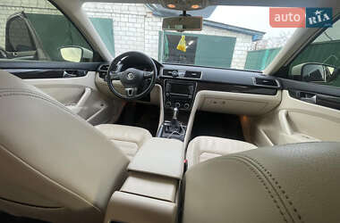 Седан Volkswagen Passat 2014 в 
