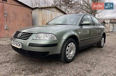 Седан Volkswagen Passat 2003 в Одесі