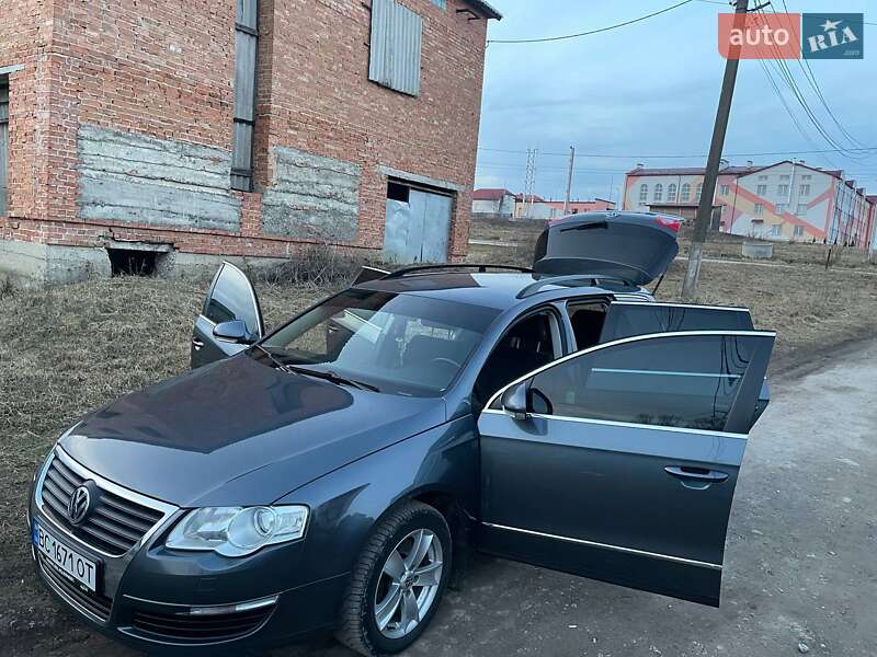 Универсал Volkswagen Passat 2010 в Львове