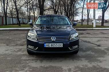 Седан Volkswagen Passat 2012 в Кам'янському