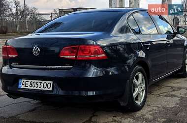 Седан Volkswagen Passat 2012 в Каменском