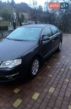 Седан Volkswagen Passat 2007 в Виноградові