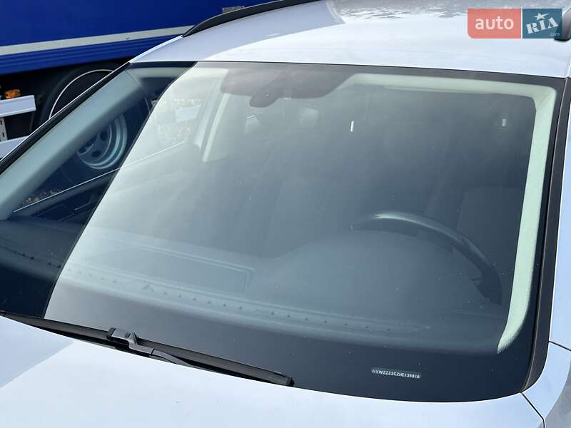 Універсал Volkswagen Passat 2017 в Рівному