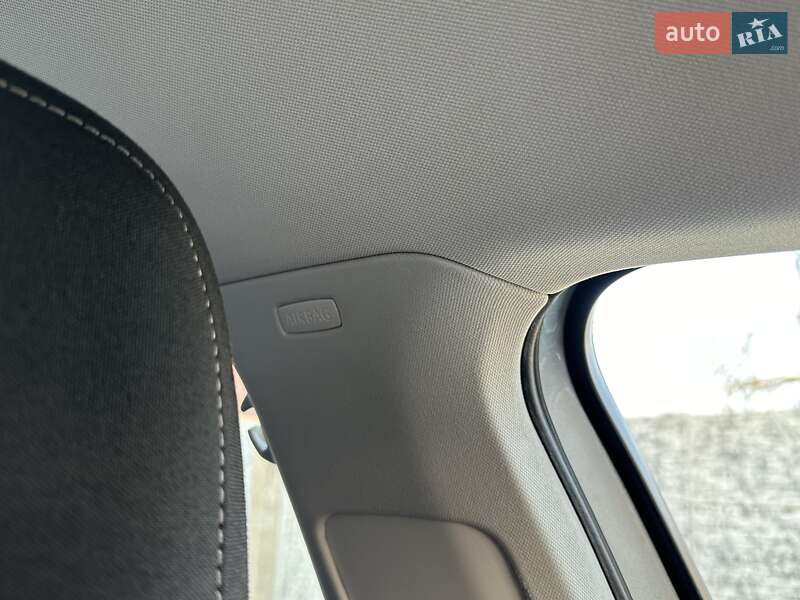 Універсал Volkswagen Passat 2017 в Рівному