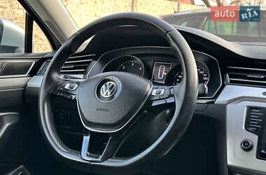 Универсал Volkswagen Passat 2017 в 