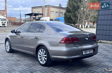 Седан Volkswagen Passat 2011 в 